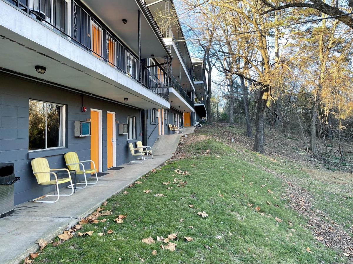 The Wanderoo Lodge Eureka Springs Exteriör bild