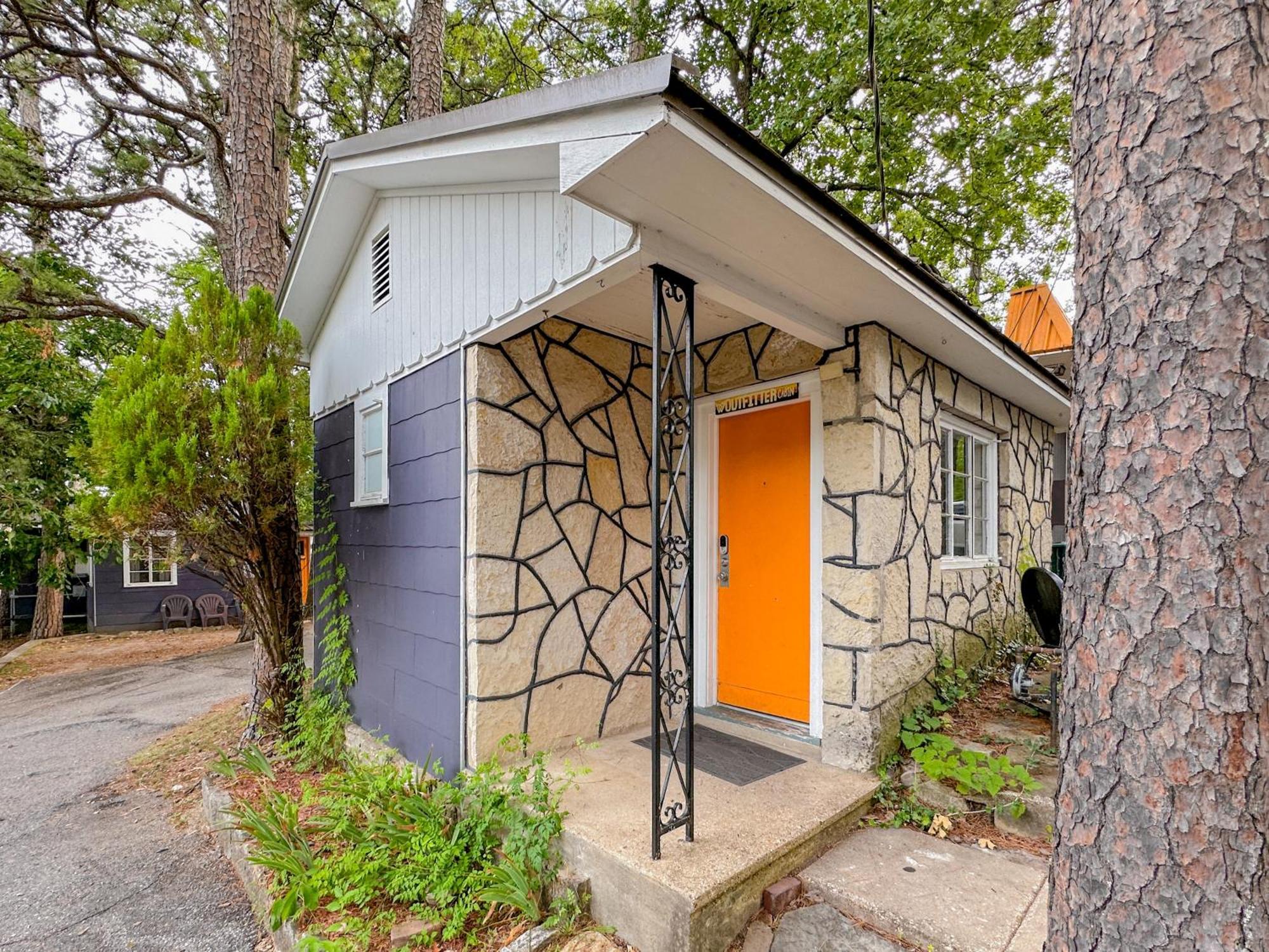 The Wanderoo Lodge Eureka Springs Exteriör bild